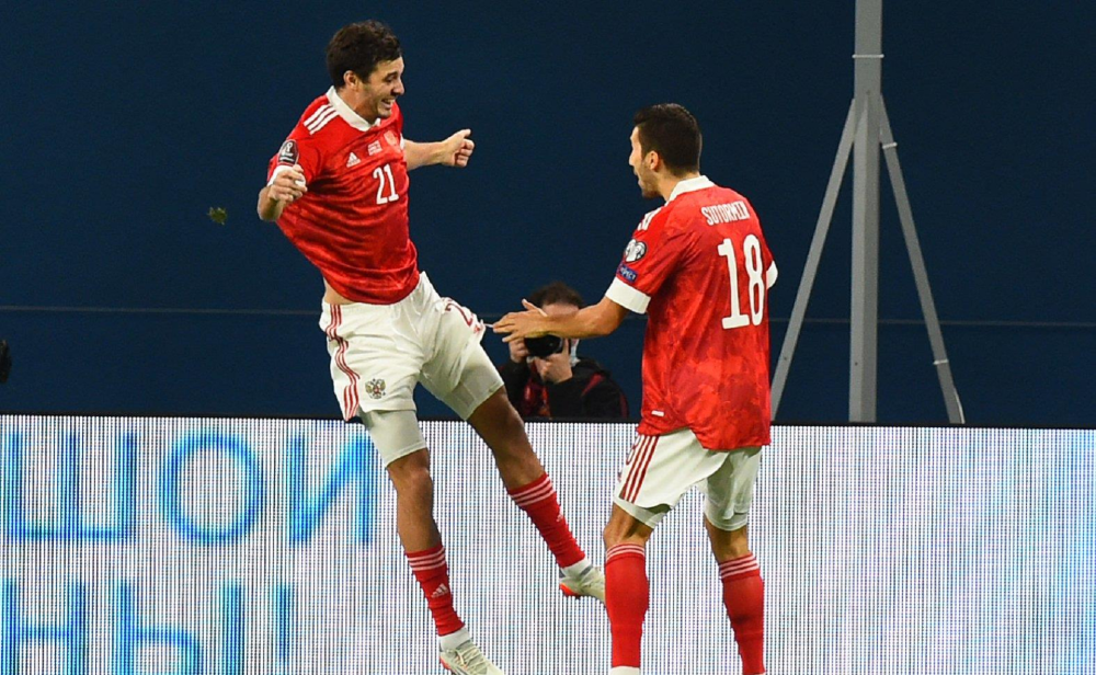 关于俄罗斯再胜塞浦路斯，稳定小组前列位置的信息