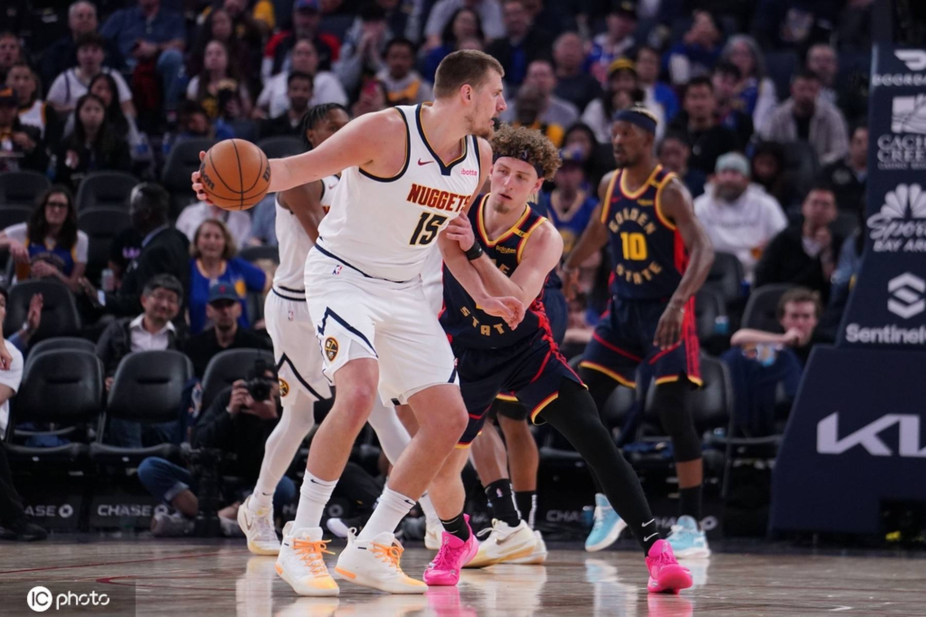 关于勇士惊艳全场，球队未来可期助攻爆棚，约基奇逆转取胜！的信息